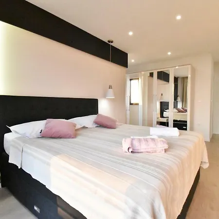 Vila Zoran -